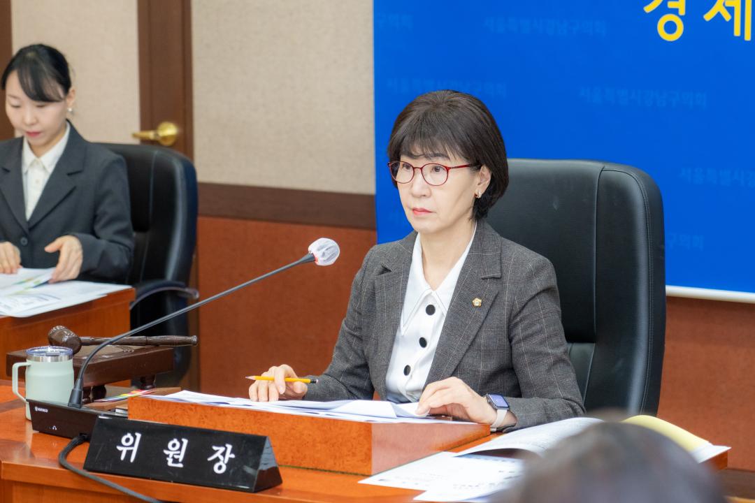 제324회 임시회 경제도시위원회 (11).jpg