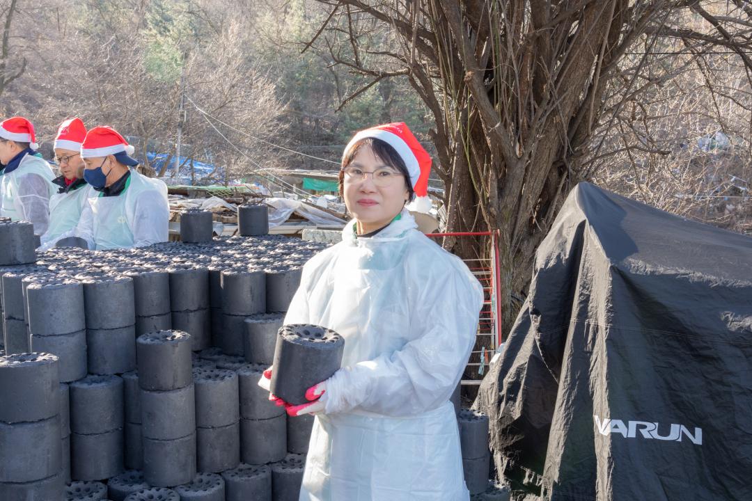 '강남구 새마을회 따뜻한 겨울나눔' 게시글의 사진(11) '강남구 새마을회 따뜻한 겨울나눔 (11).jpg'