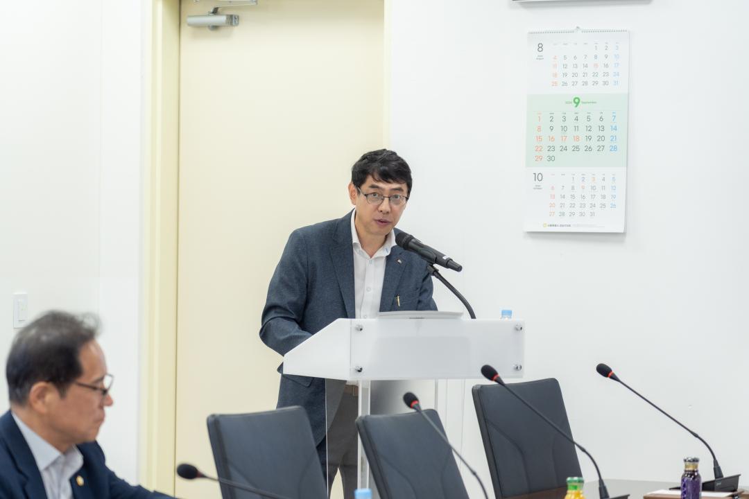 의원연구단체 연구용역 중간보고회(강남구 효율적인 재정 관리방안 정책연구 TF) (9).jpg