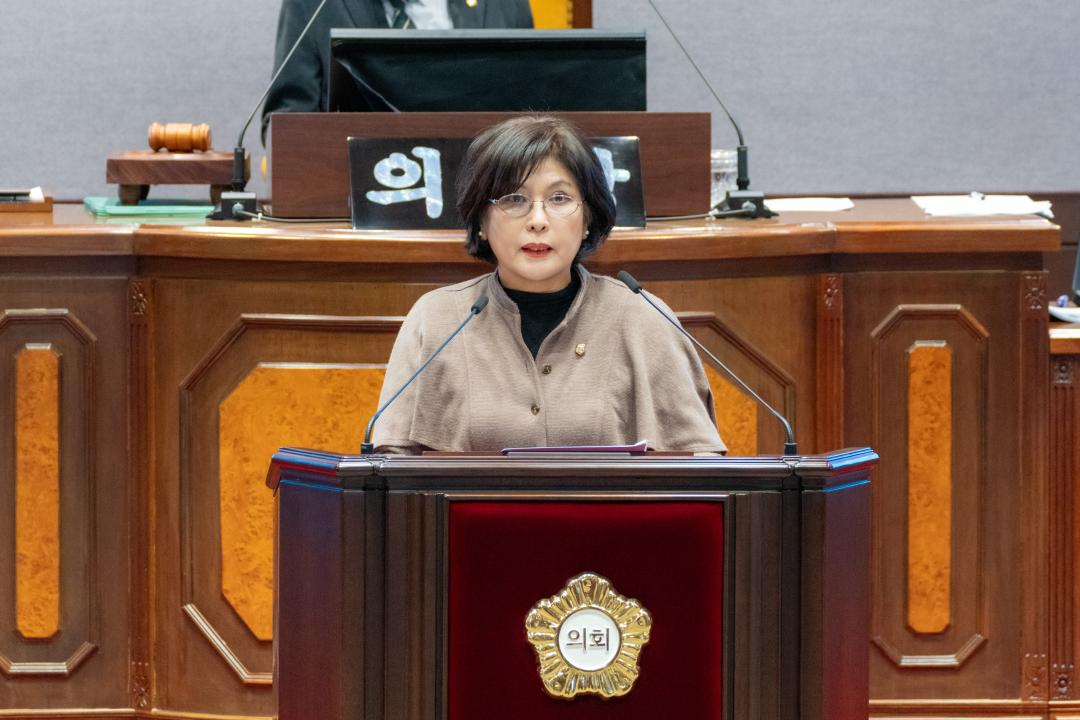 제324회 임시회 제2차 본회의 (5).jpg