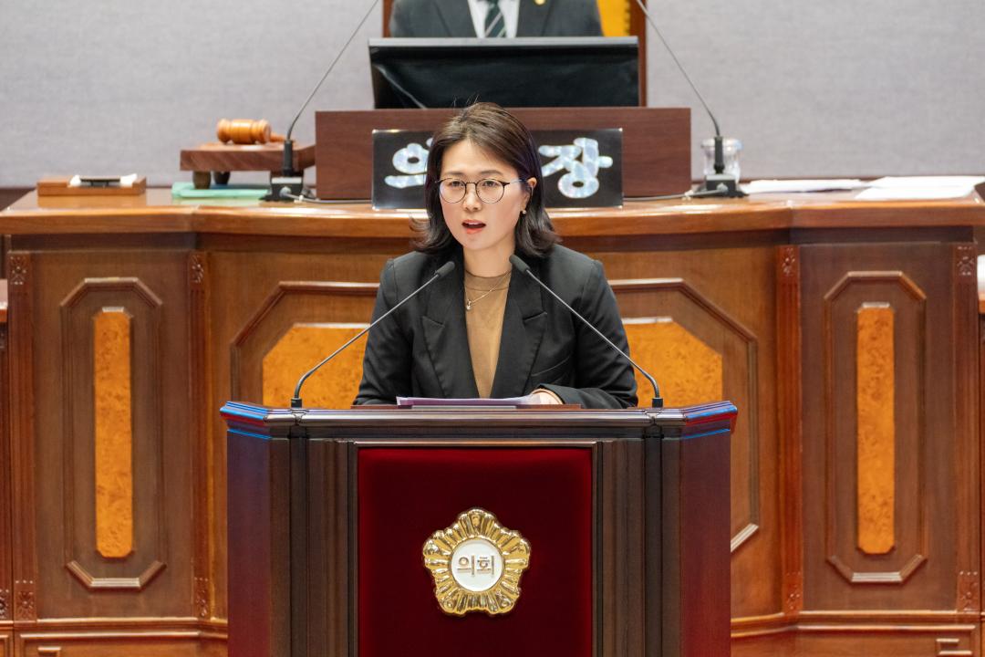 제324회 임시회 제2차 본회의 (22).jpg