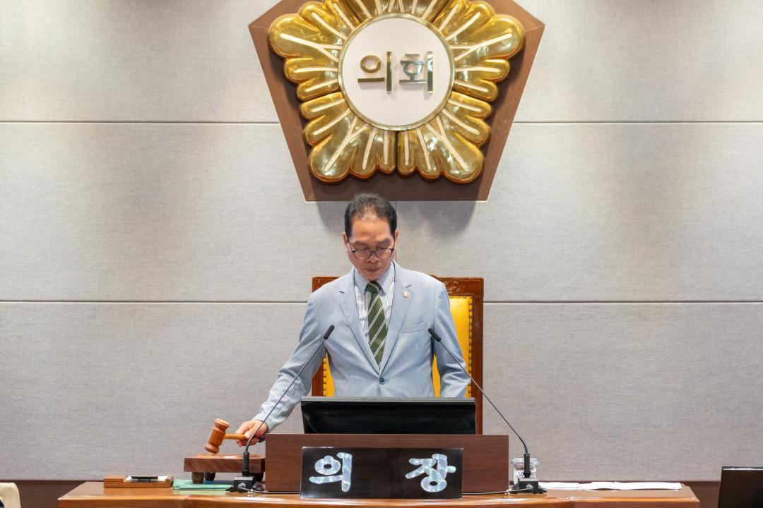 제329회 임시회 제1차 본회의 (4).jpg