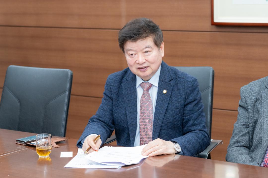 '강남구의회 첫 주민청구조례안 접수' 게시글의 사진(3) '강남구 최초 주민 조례 발안 접수 (3).jpg'