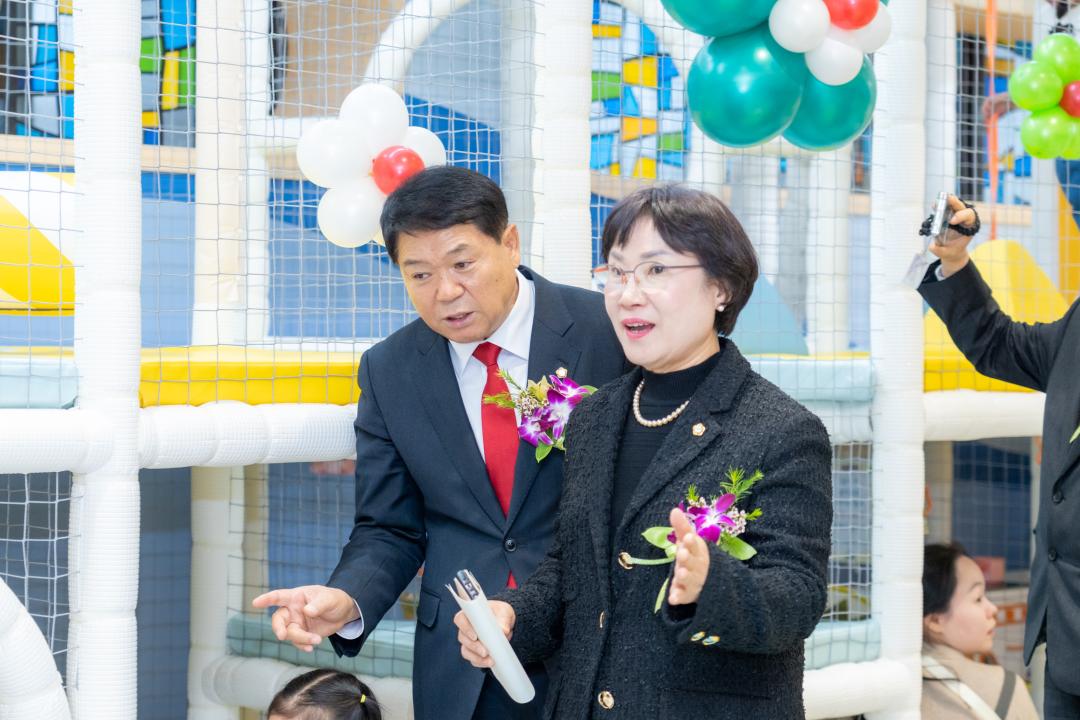 '서울형 키즈카페 대치1동점 개소식' 게시글의 사진(30) '서울형 키즈카페 대치1동점 개소식 (30).jpg'