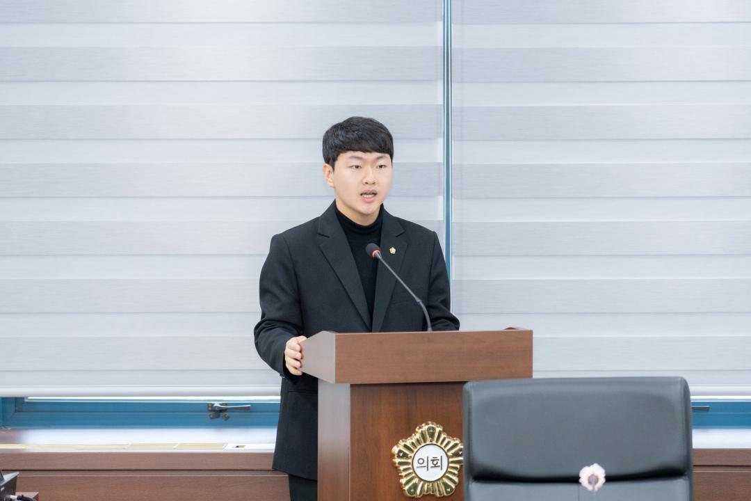 제326회 임시회 복지문화위원회 (12).jpg