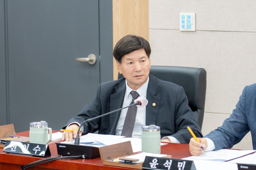 '제328회 정례회 복지문화위원회' 게시글의 사진(7) '제328회 정례회 복지문화위원회 (7).jpg'