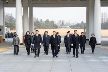 2024 강남구의회 의원 국립현충원 참배